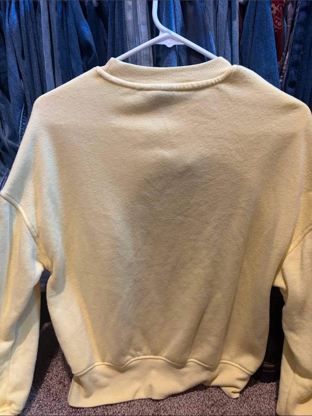 🍯 Winnie the Pooh Yellow Graphic Sweatshirt - Classic Crewneck 🐻